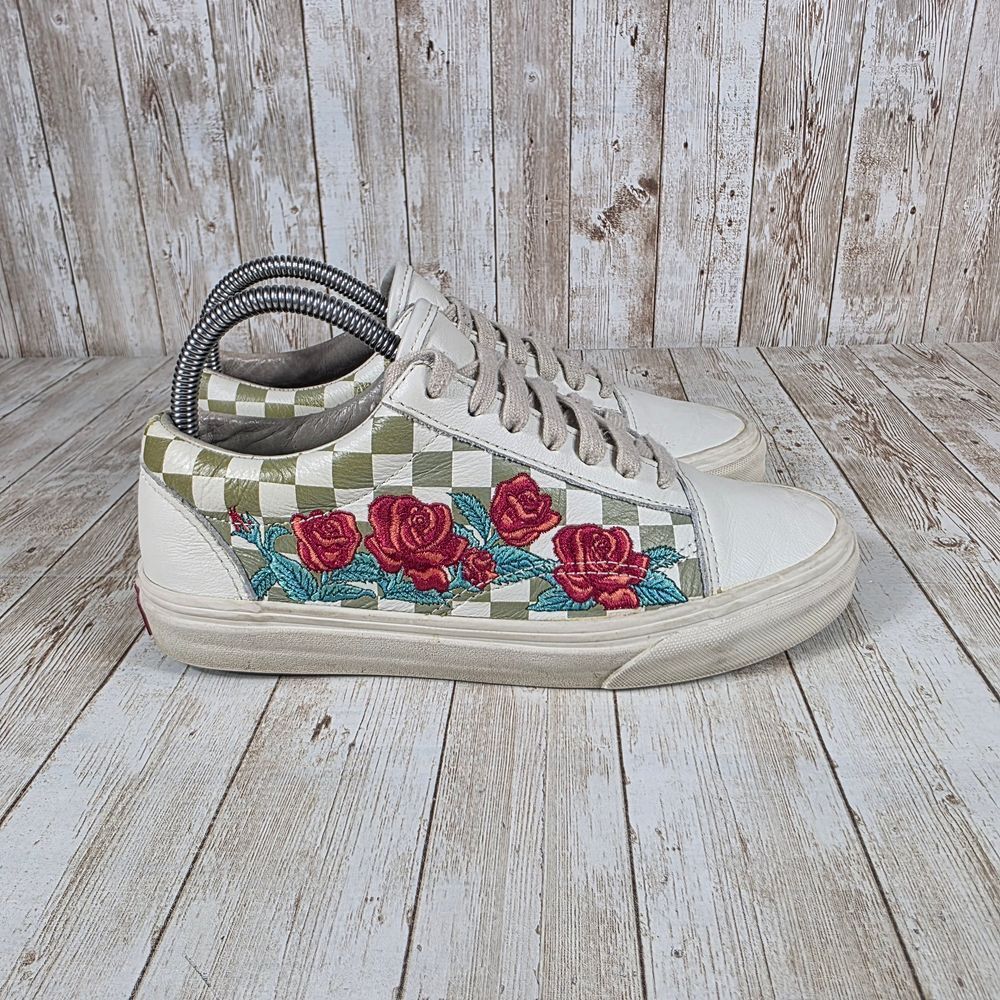 Vans Old Skool Rose Embroidery Checkered Skate Sneakers Shoes Women's 7.5